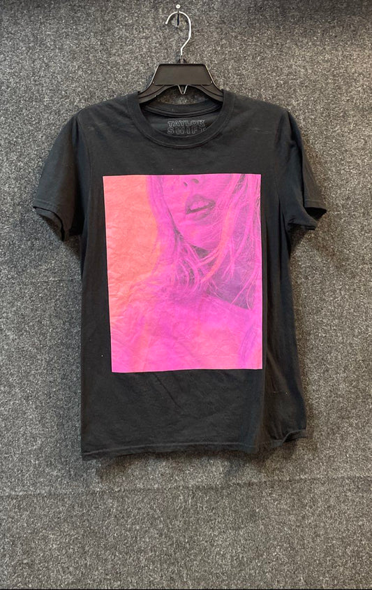 Taylor Swift Women's The Lover Album Black Graphic T-Shirt Tracklist Sz Small