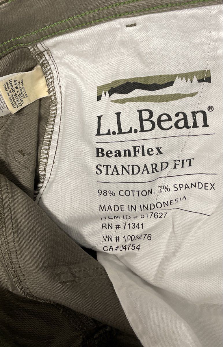 L.L. Bean Men's Dark Cinder Gray BeanFlex Canvas Cargo 2.0 Pants NWT Sz 44x32