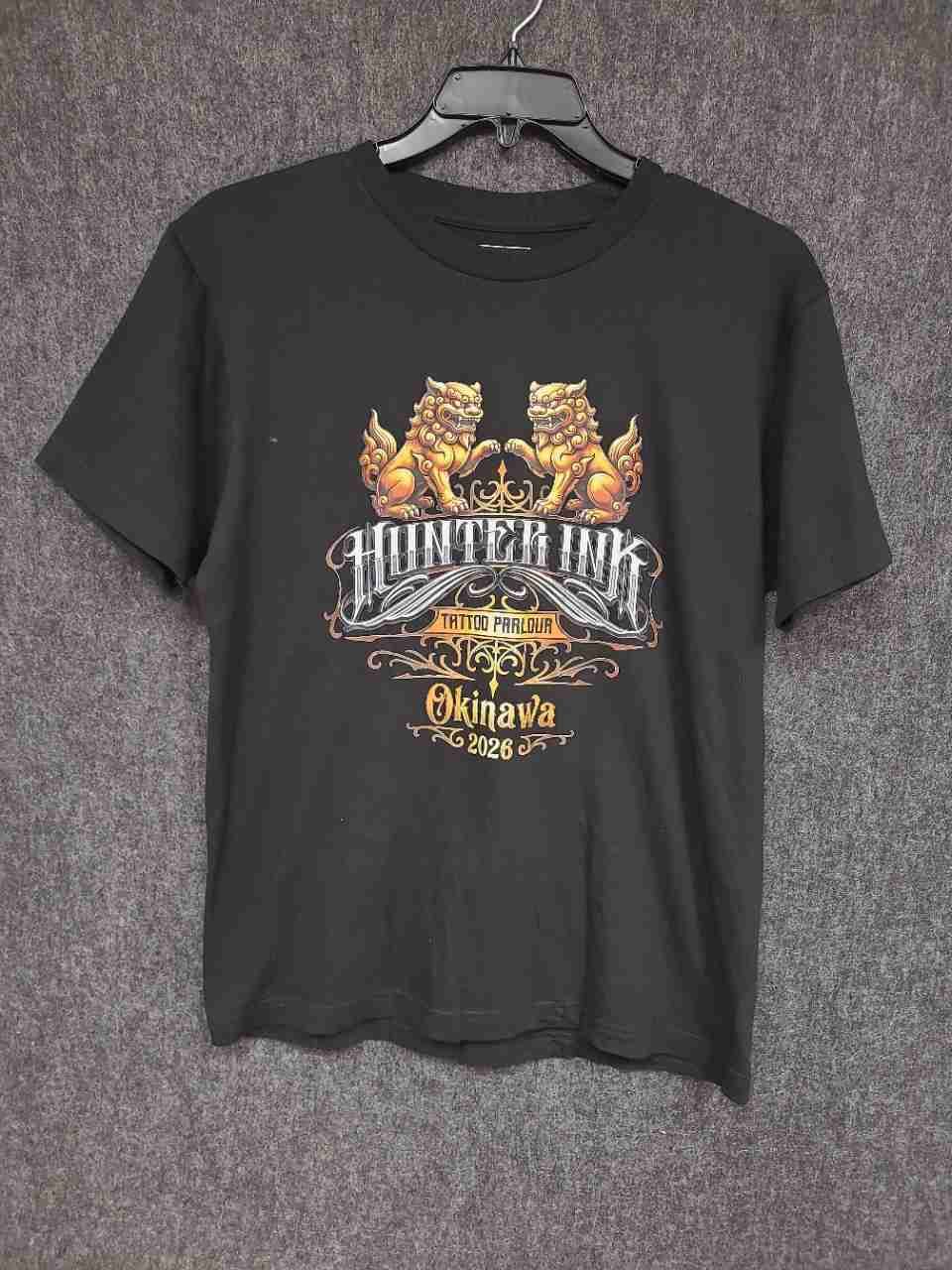 Hunter Ink Tattoo Parlour Okinawa Shisa Graphic T-Shirt Black Sz M