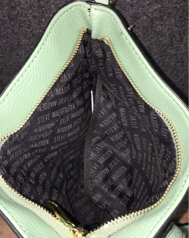 Steve Madden Mint Green Pebbled Faux Leather Crossbody Bag Gold Hardware
