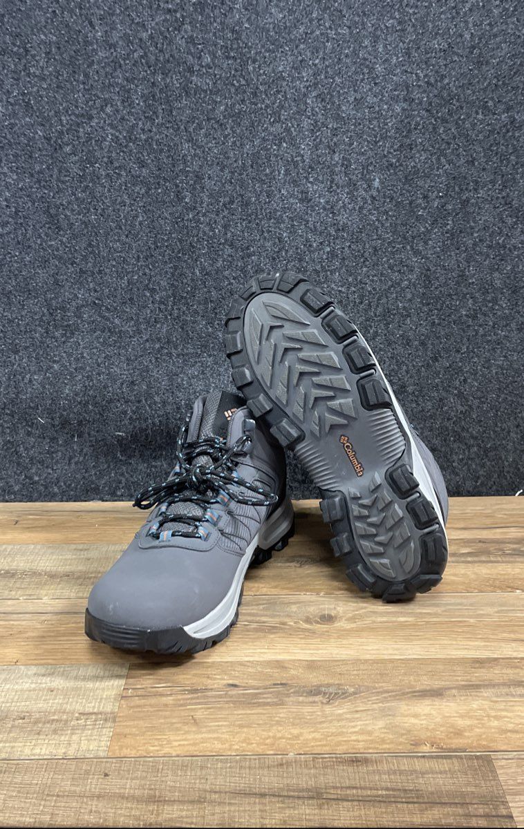 Columbia Traverse Hike Grey Graphite Men's Mid Hiking Boots Size 9.5