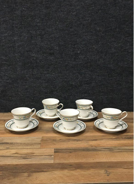 Lot of 5 Noritake Amenity 7228 Footed Cups & Saucers