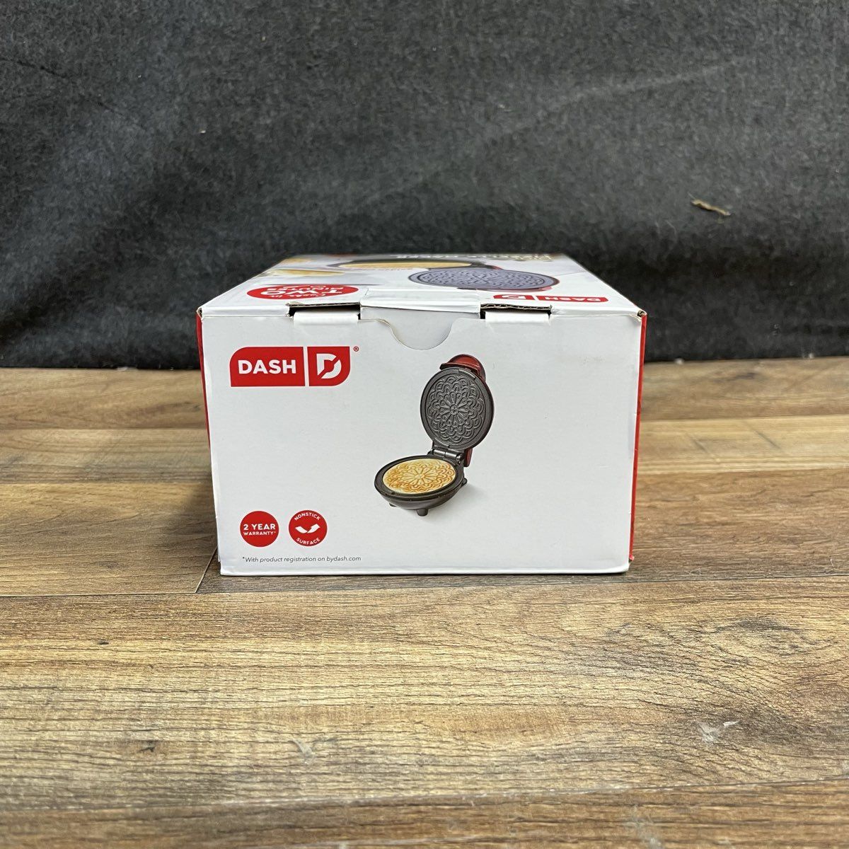 Dash Mini Pizzelle Maker
