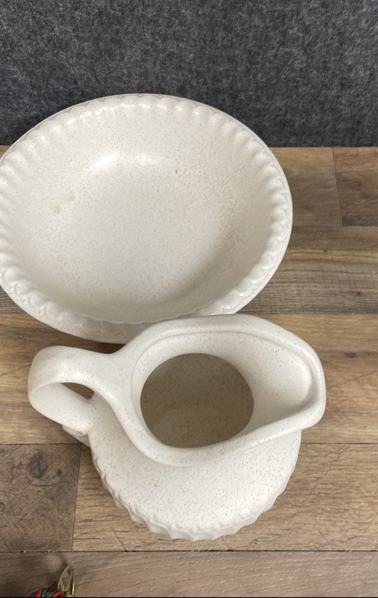 Decorative Pitcher and Wash Basin