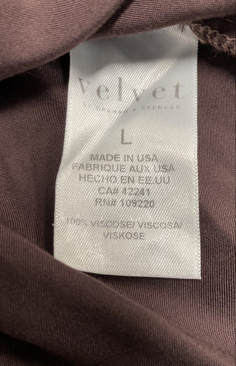 Velvet by Graham & Spencer Women's Brown Viscose V-Neck Blouse Size L NWT