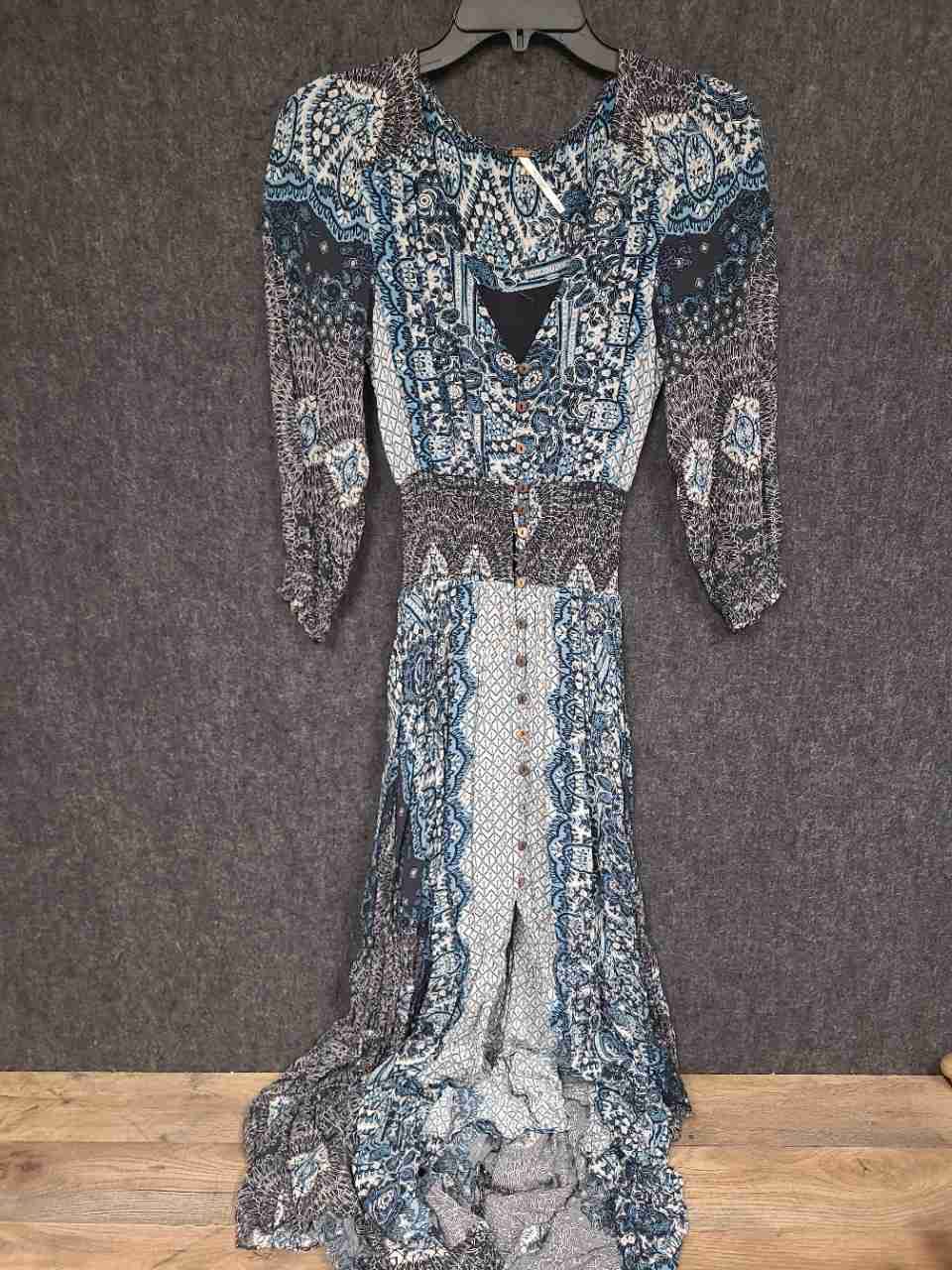 Free People Women's Blue Paisley Smocked Waist Button Front Maxi Dress Sz XS