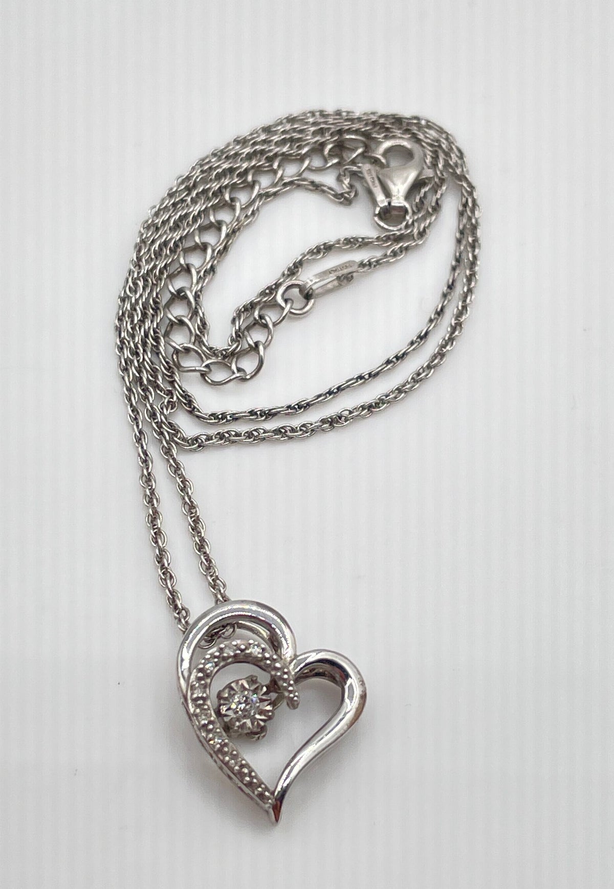 925 Sterling Silver Dancing Diamond Accent Double-Heart Necklace 3.3g