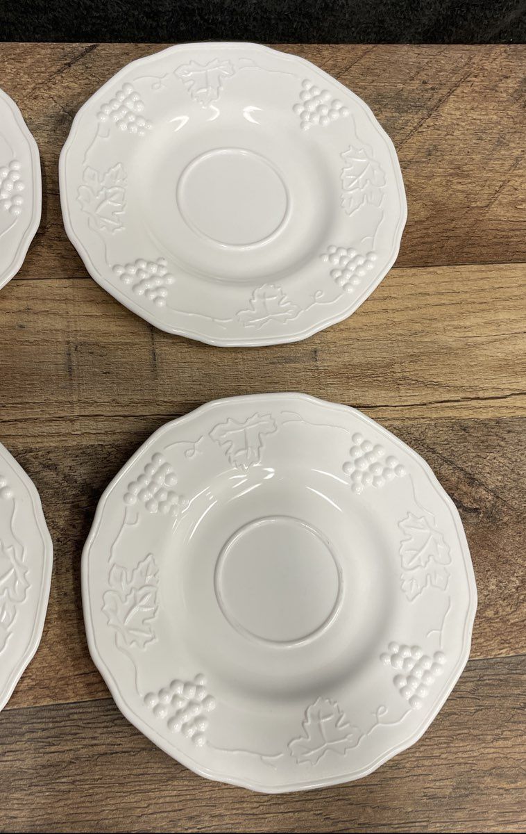 Set of 6 Indiana Colony Harvest Grape White Milk Glass Saucers