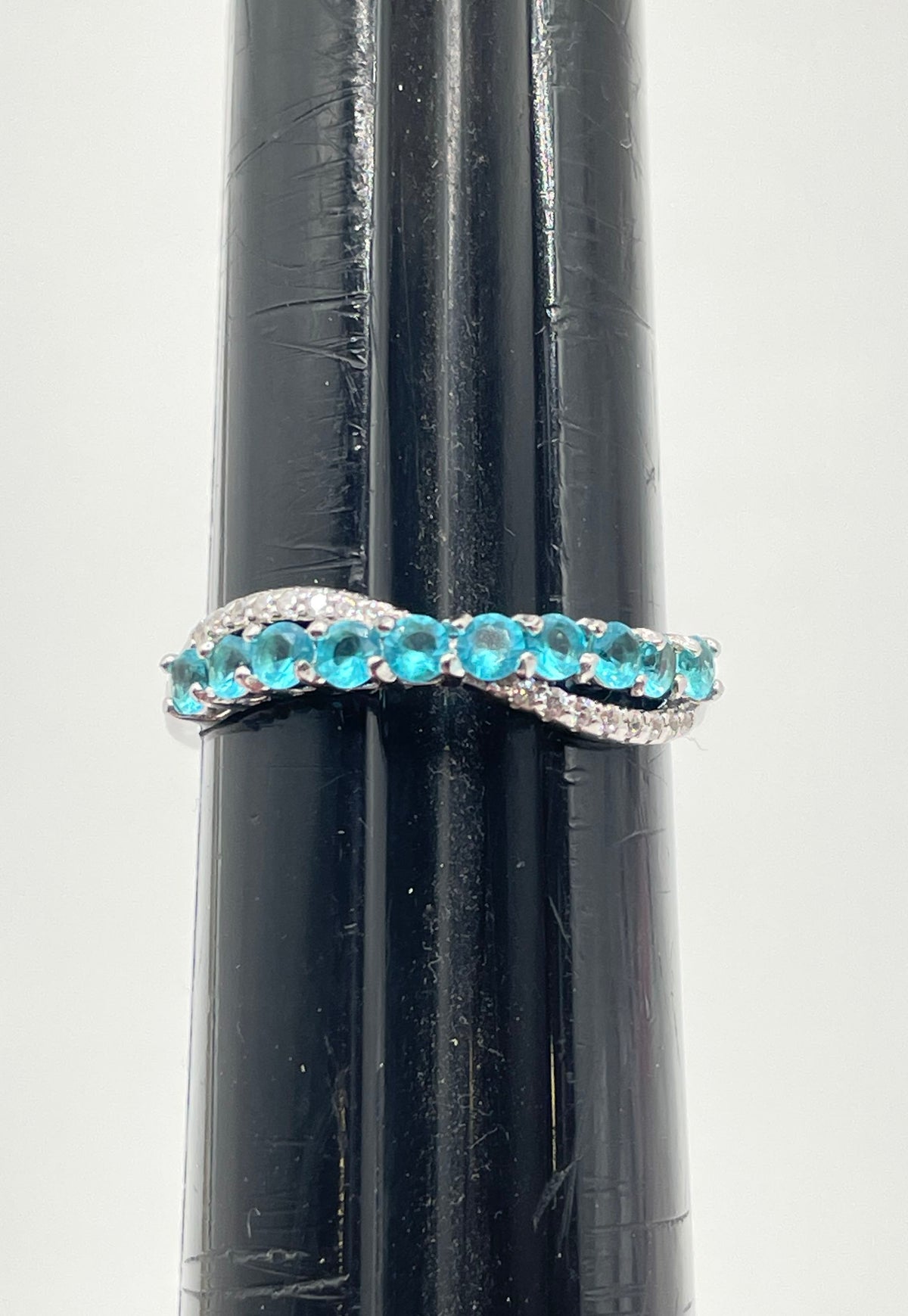 Bomb Party 925 Sterling Silver Blue & White CZ Crossover Twist Ring 2.1g