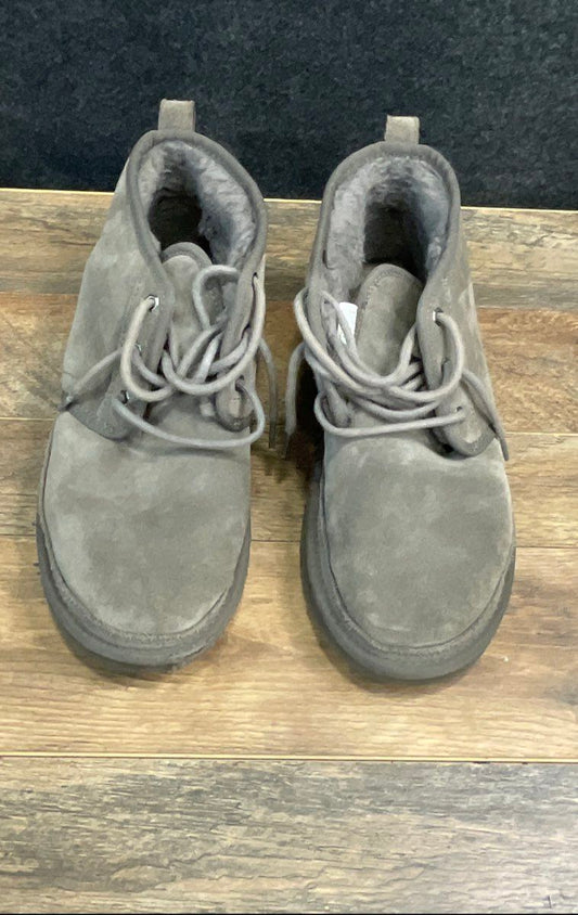 UGG Neumel Grey Suede Lace Up Chukka Boots Men's Size 10