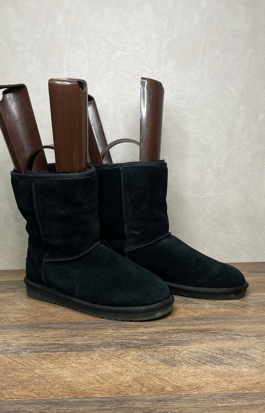 Koolaburra by UGG Black Suede Faux Fur Lined Short Boots Women's Size 9