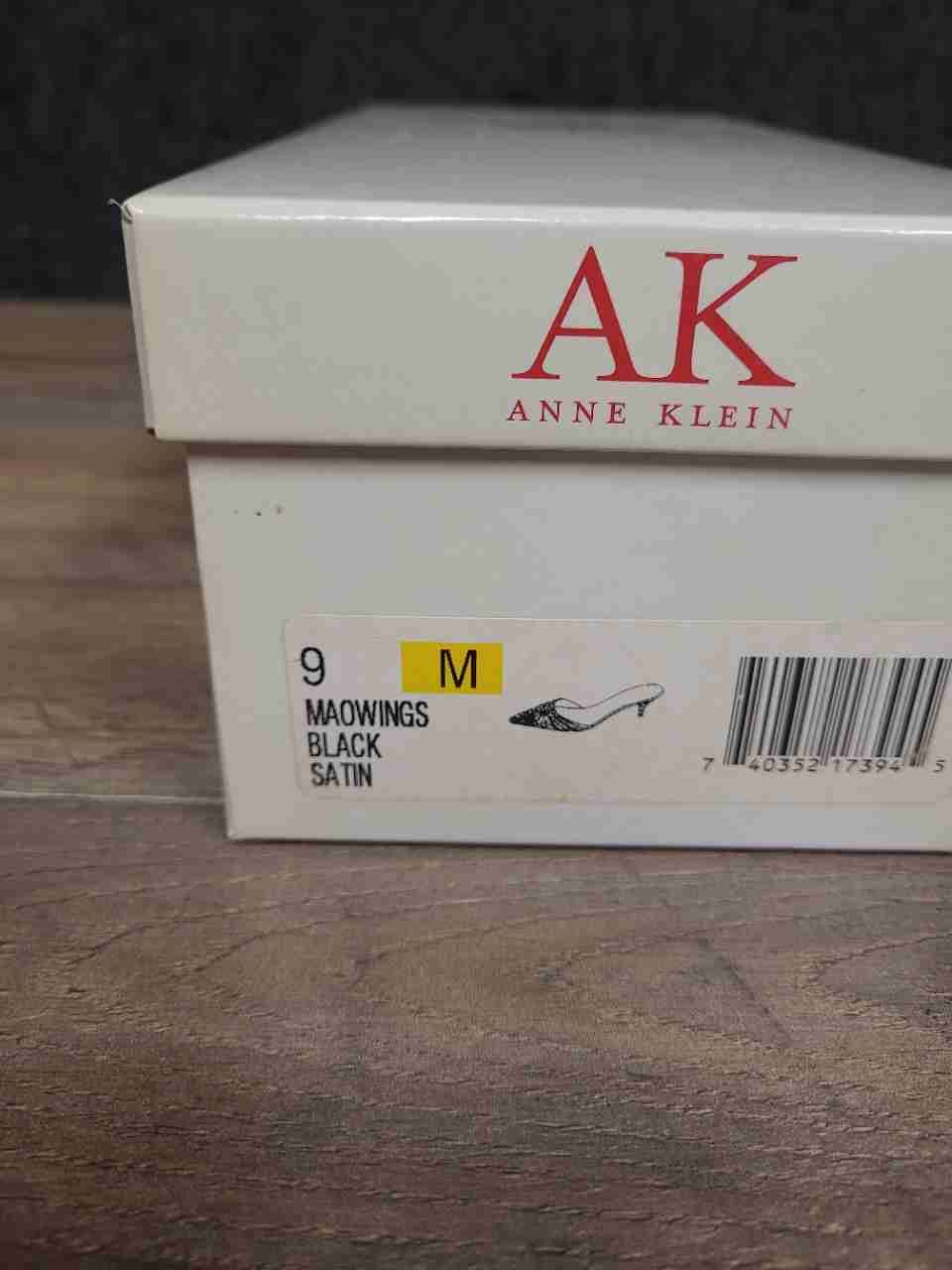 Anne Klein Maowings Black Satin Pointed Toe Kitten Heel Mules Women's Size 9