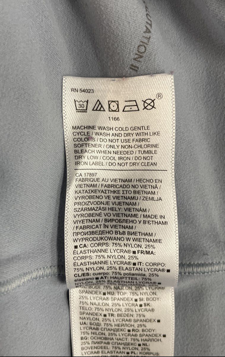 Athleta Women's Light Blue Salutation Stash Pocket II Cinch 7/8 Tights Size M