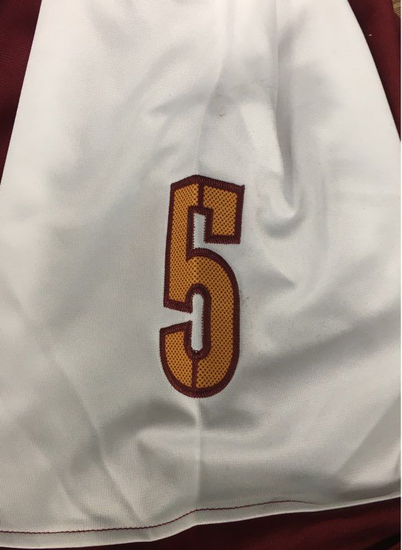Washington Commanders Jayden Daniels #5 Football Jersey Burgundy White Gold Sz M