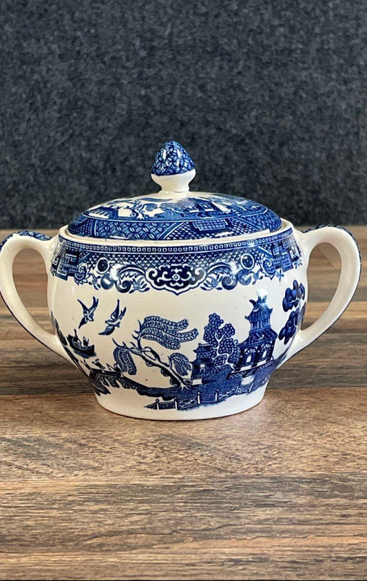 Made in England Johnson Bros. Willow Tea Pot