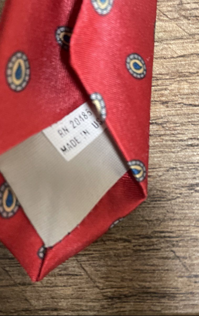 Vintage 90s Enrico Sarchi Men's Red Geometric Paisley Silk Tie