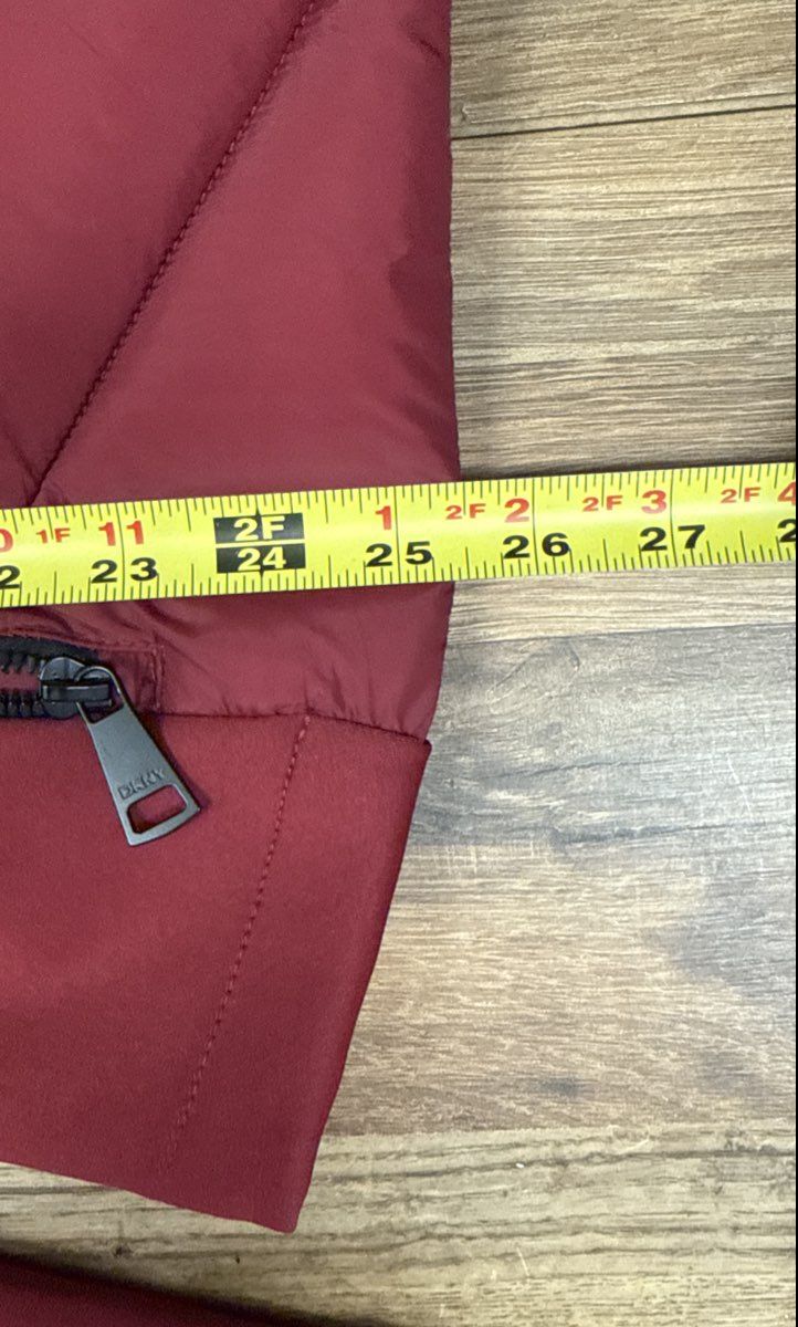 DKNY Women's Mixed-Media Hooded Puffer Jacket Burgundy Chevron Sz S