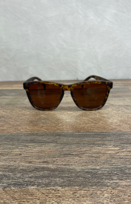 Goodr Unisex Bosley's Basset Hound Dreams Sunglasses Tortoise Polarized