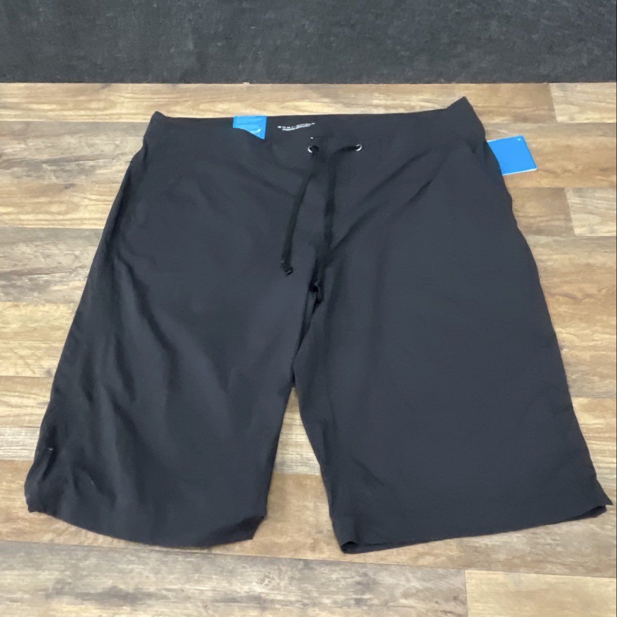 Black Columbia Womens Shorts - Size 16W/Ins13