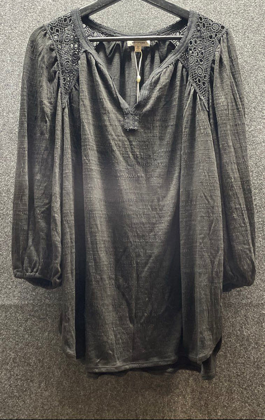 Max Studio Women's Black Crochet Shoulder Split Neck Textured Top Sz 2X NWT