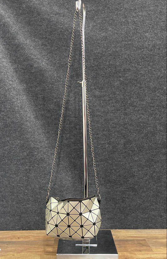 Derek Silver Geometric Tiled Crossbody Bag Shiny Mesh Shoulder Purse