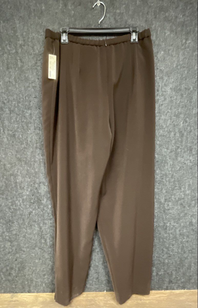 Amanda Smith Women's Brown Straight Leg Elastic Waist Pants Size 18 NWT