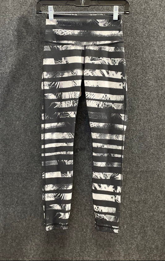 Lululemon Women's Black White Tropical Palm Striped Leggings Sz 4 NWT