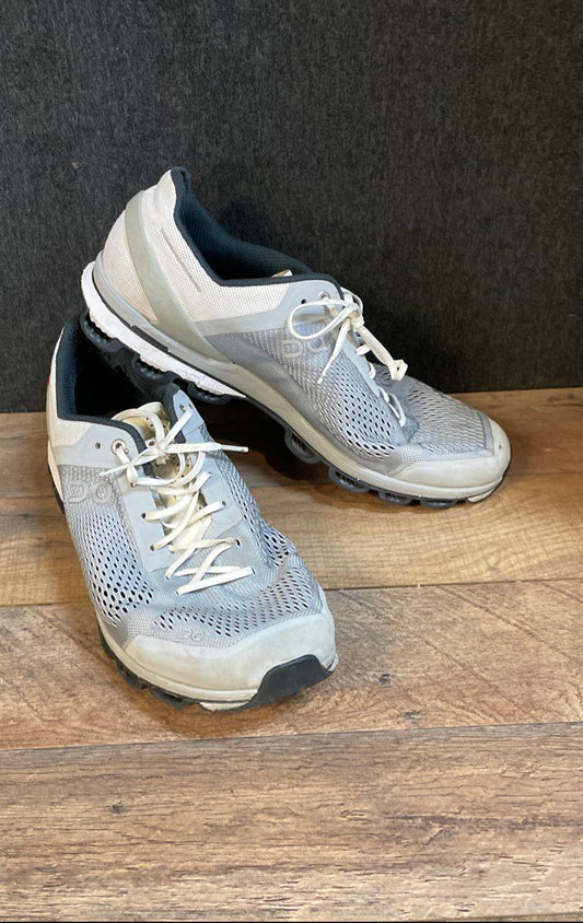 On Cloudsurfer Grey White Swiss Engineering Running Shoes Men's Size 12