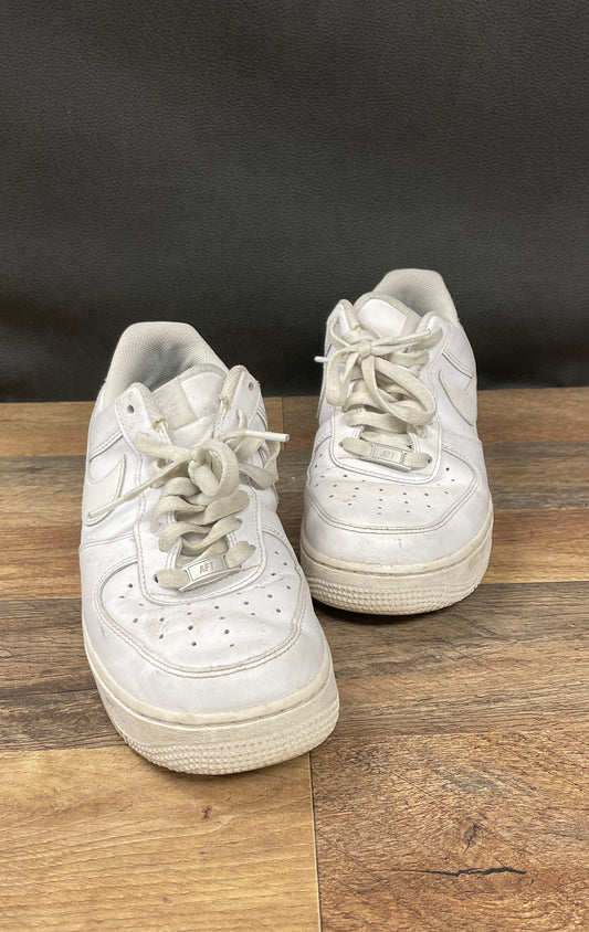 Nike Air Force 1 '07 Triple White Low Top Sneakers Men's Size 9.5