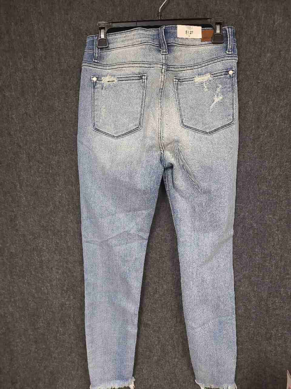 Judy Blue Women's Skinny Fit Light Wash Distressed Jeans Sz 5/27 NWT