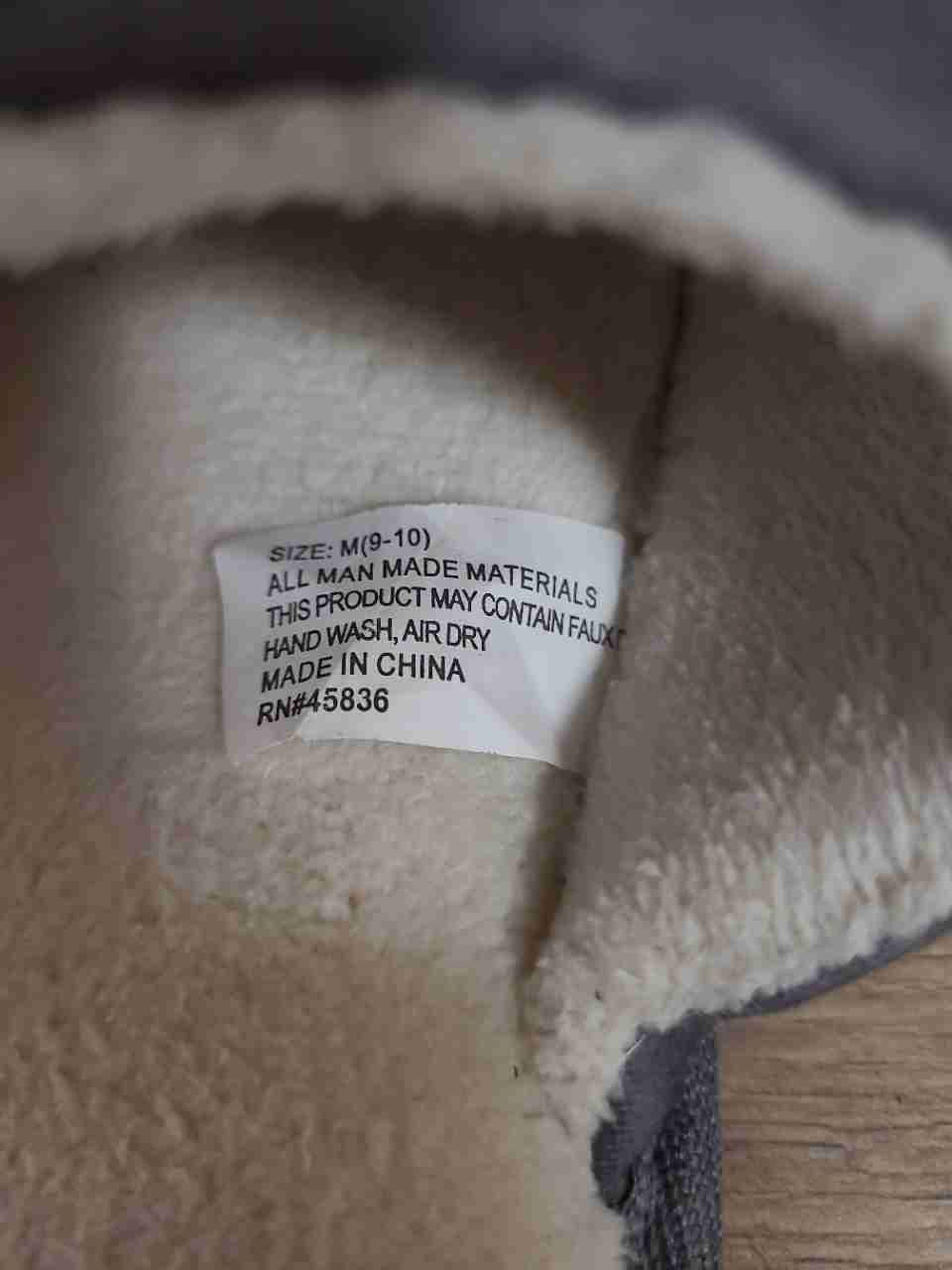 True Religion Grey Embroidered Horseshoe Logo Slip-On Slippers Men's Size 9-10