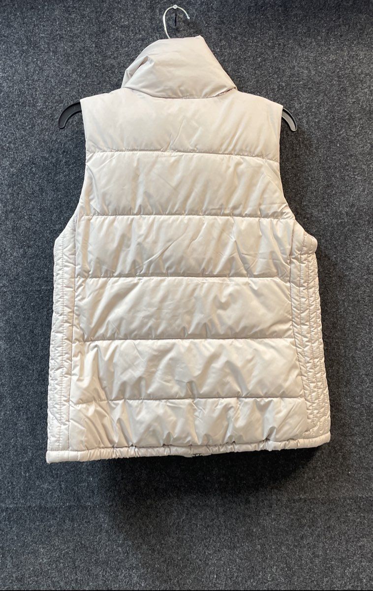 Old Navy Women's Quilted Puffer Vest Jacket Cream Fleece Lined Full Zip Size M