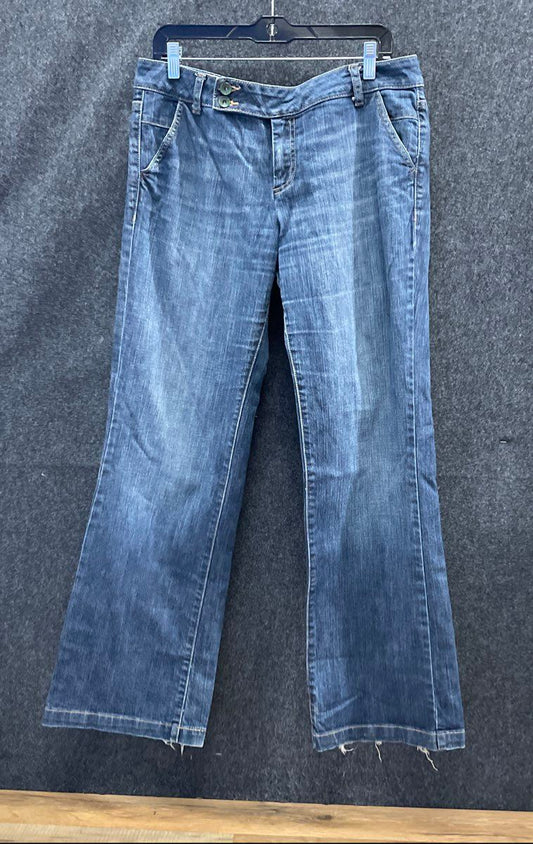 DKNY Jeans Women's Blue Double Button Medium Wash Trouser Style Denim Sz 12