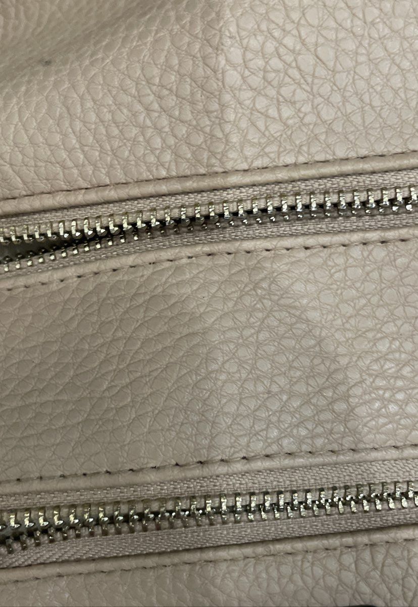 Jones New York Cream Signature Pebbled Crossbody Bag Gold Hardware