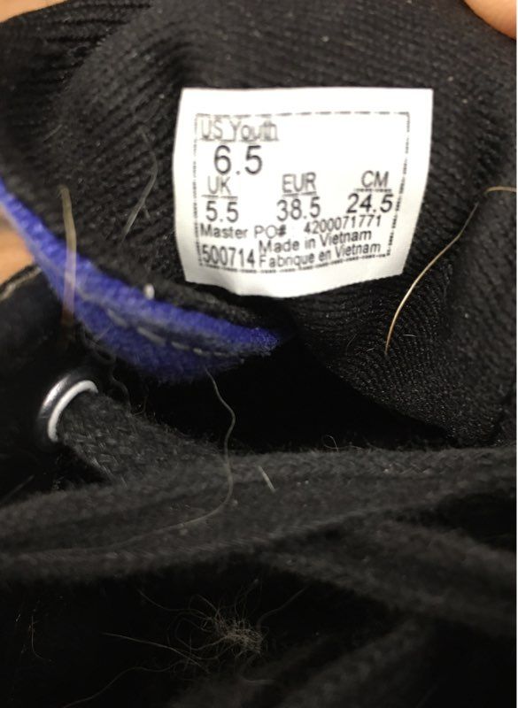 Vans Ward Low Top Skate Shoes Black Red White Youth Size 6.5