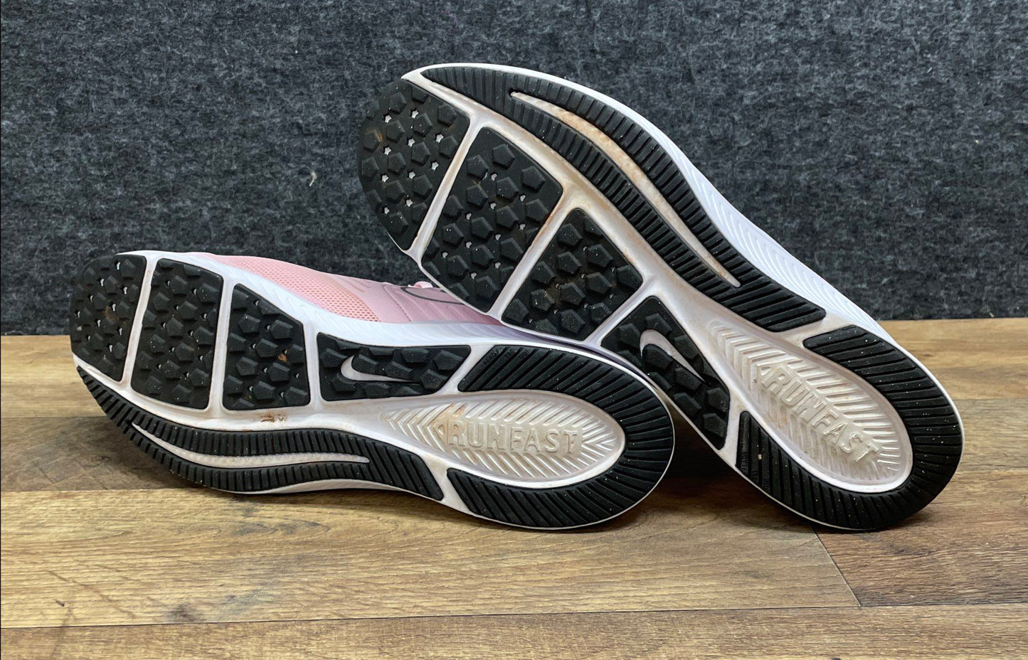 Nike Star Runner 2.0 Arctic Pink Metallic Silver Running Shoes Size 7Y