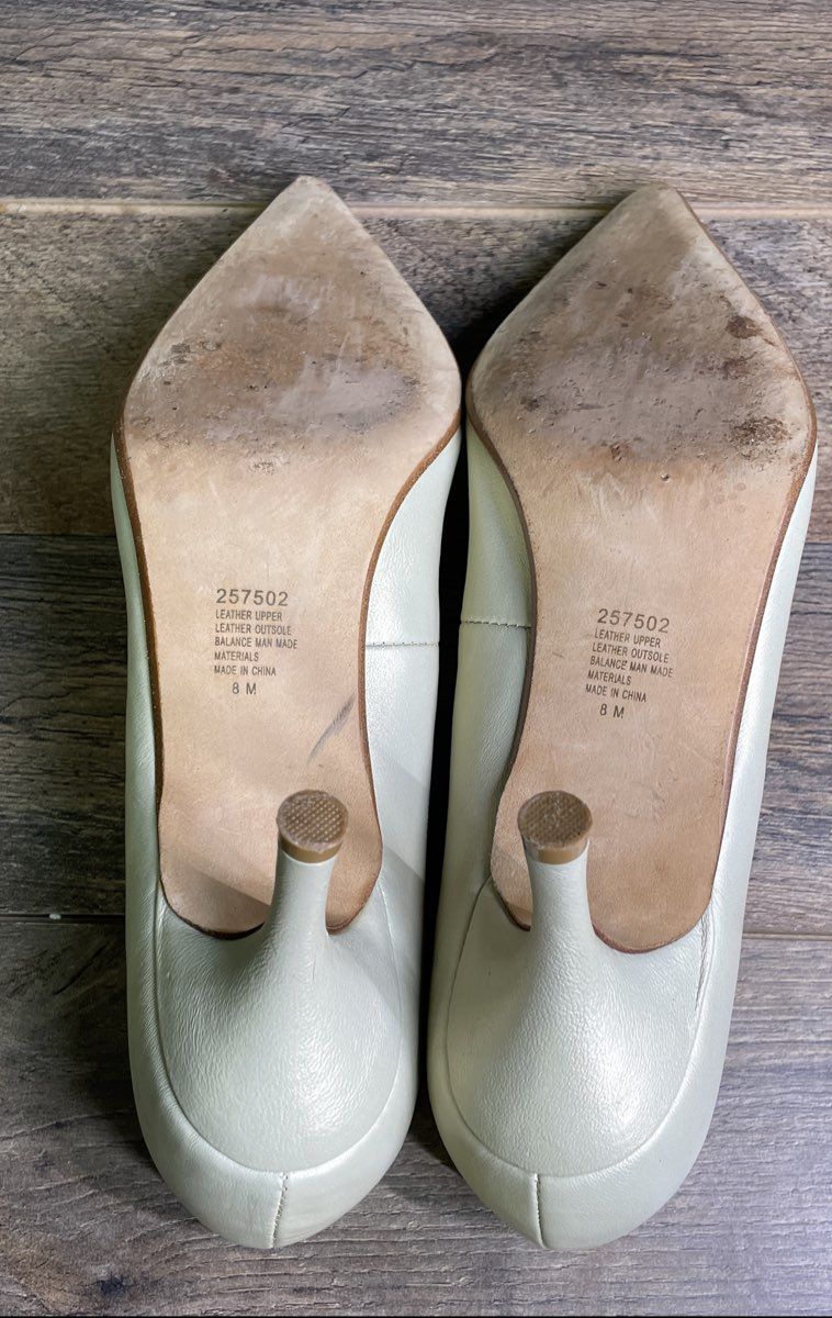 Terry Lewis Classic Luxuries Cream Leather Pointed Toe Pumps Heels Size 8 M