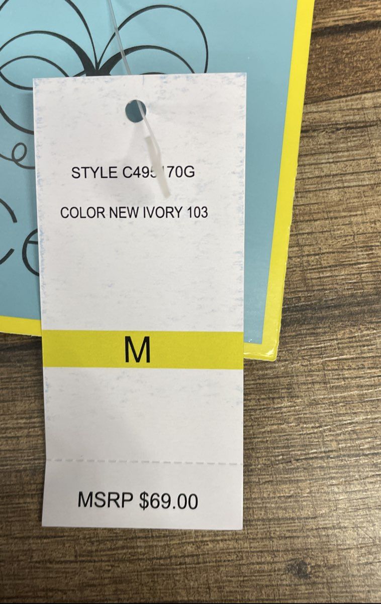 NWT CeCe Women's Ivory Red Off Shoulder Medallion Print Puff Sleeve Blouse M