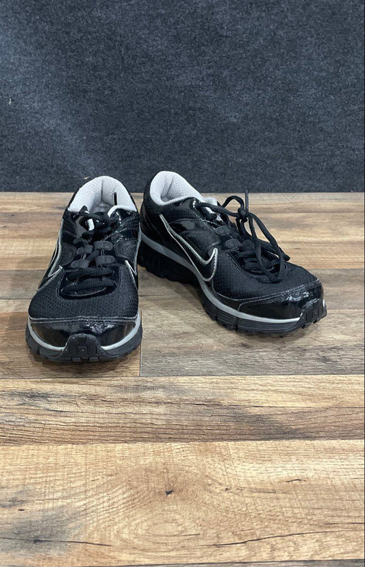 Nike Dual Fusion ST Black Metallic Silver Women's Running Shoes Size 10