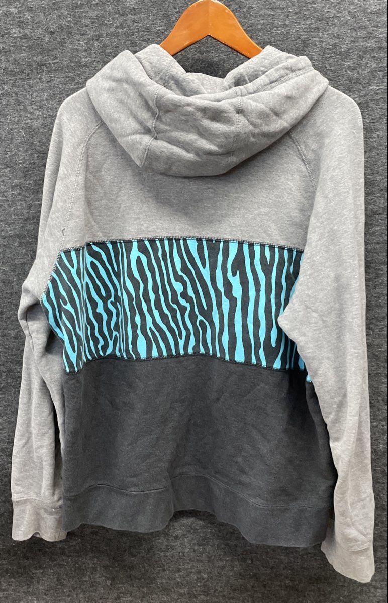 Nike Men's LeBron James LBJ Lion Pullover Hoodie Grey Blue Black Graphic Sz XL