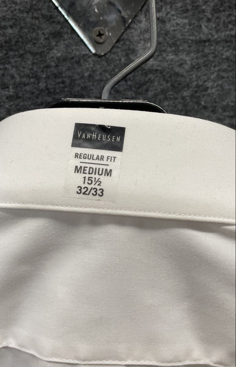 Van Heusen Men's White Wrinkle Free Regular Fit Long Sleeve Dress Shirt NWT 15.5
