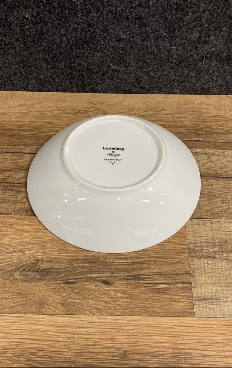 Legendary by Noritake Ellington 3691 Bowls