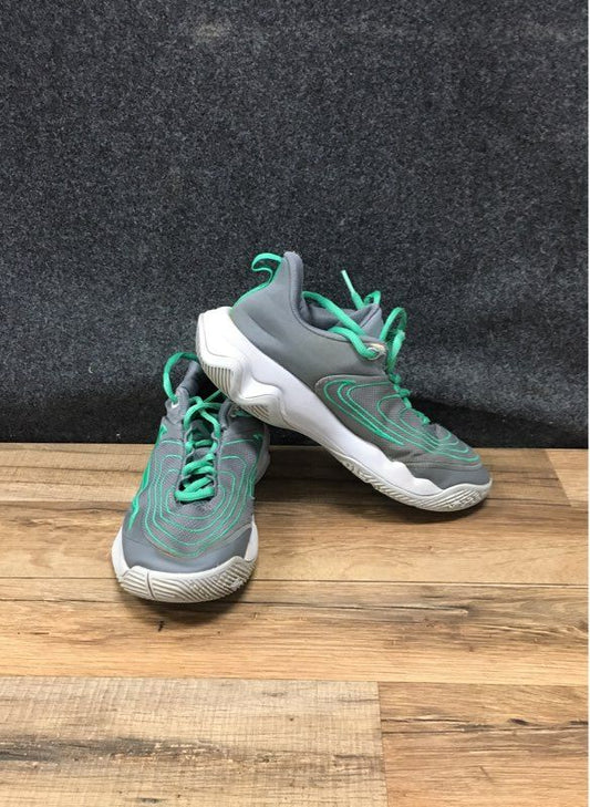 Nike Giannis Immortality 3 Grey Green White Youth Basketball Shoes Size 4Y