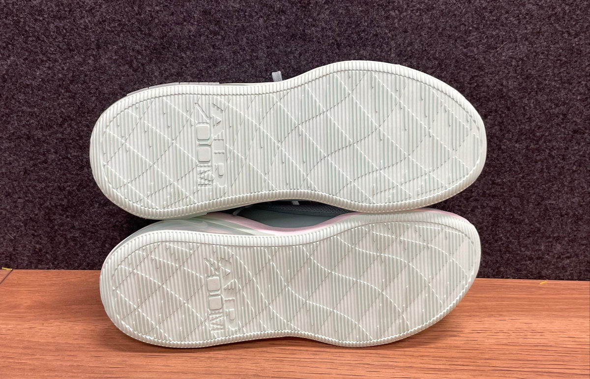 Nike Air Zoom Bella 6 Mint Green Women's Training Shoes Size 10