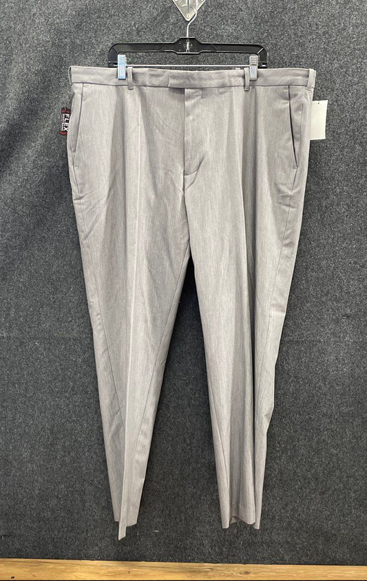 Van Heusen Men's Silver Grey Flex Straight Fit Non-Iron Dress Pants 42x30 NWT