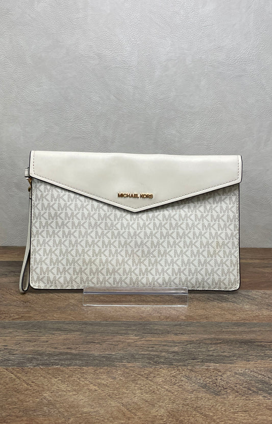 Michael Kors Vanilla Monogram Leather Envelope Wristlet Clutch Bag Gold Hardware