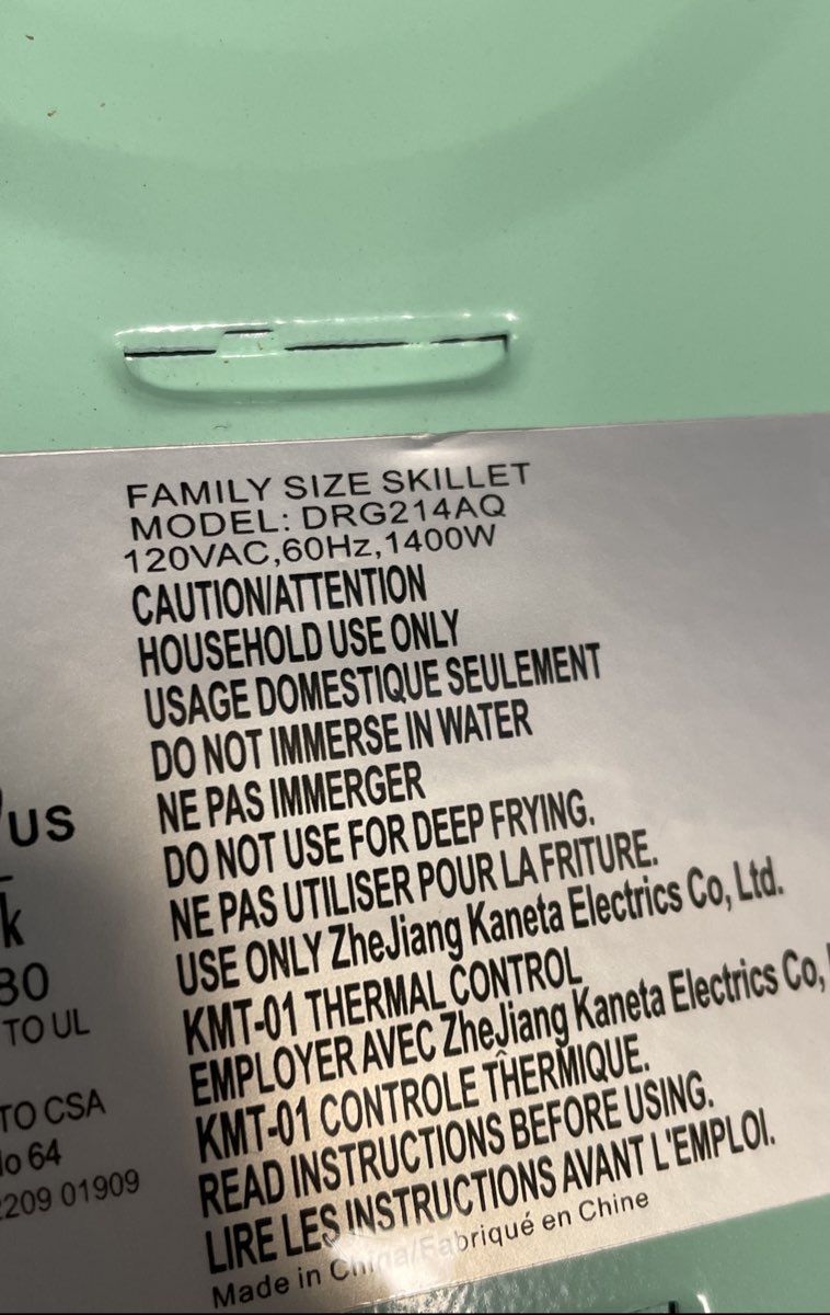 Dash DRG214AQ Family Size Electric Skillet 1400W Aqua Blue w/ Lid & Cord