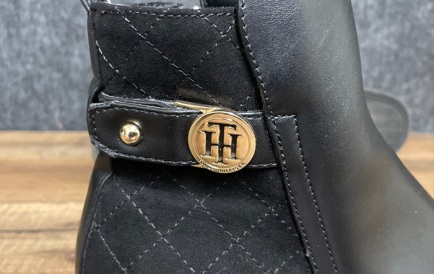 Tommy Hilfiger Imiera Black Quilted Faux Leather Ankle Boots Size 6.5