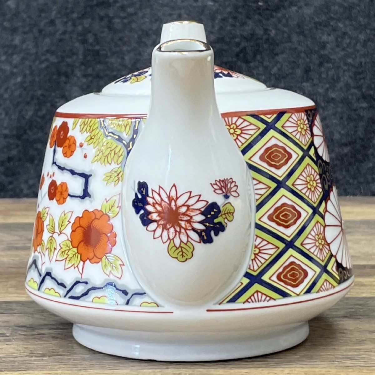 Vintage-Imari Ware-Style Teapot