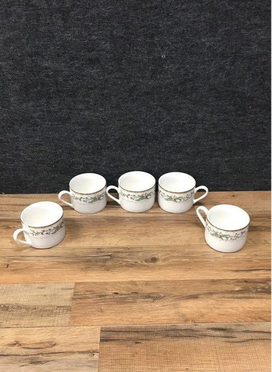 Set of 5 Farberware Wellesley #486 Fine China Cups